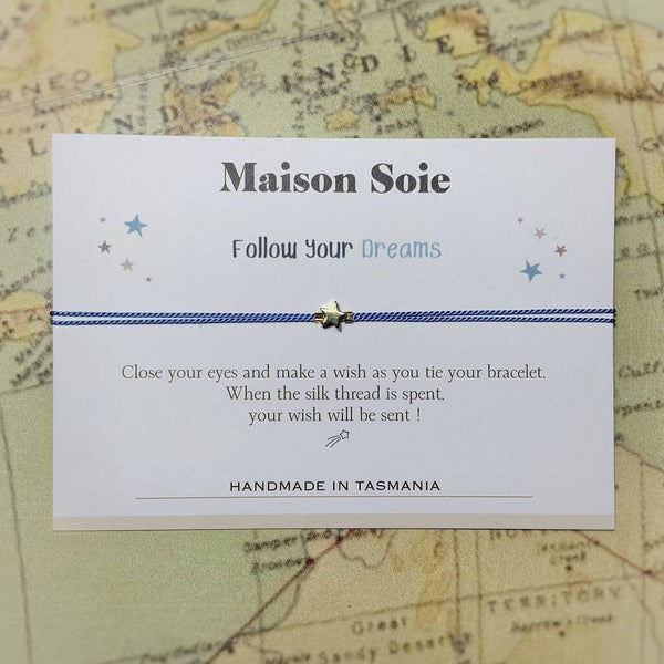 'Follow Your Dreams' Wish Bracelet shown displayed on its presentation card
